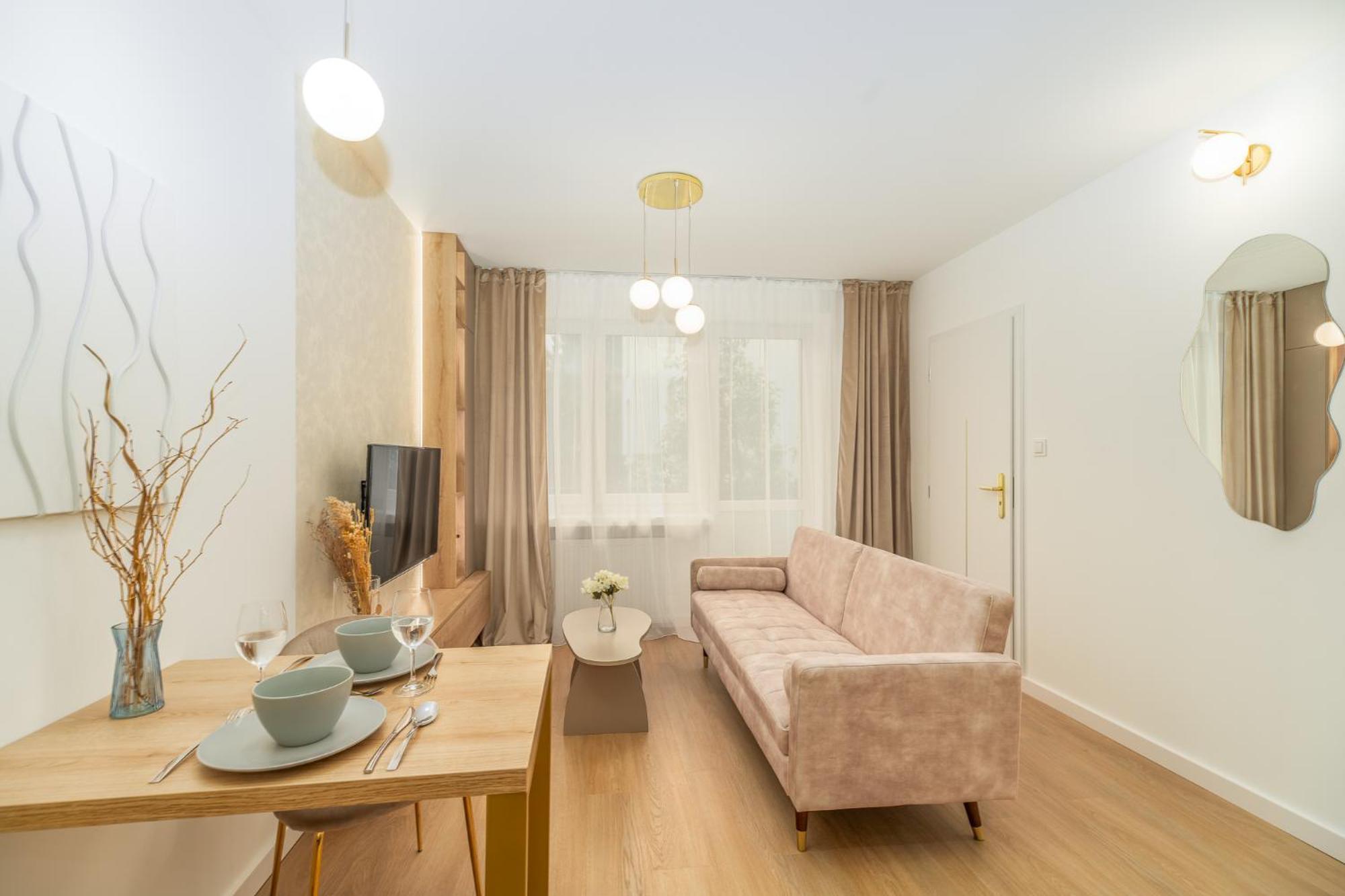 Apartament Charming With Balcony - By Rentujemy